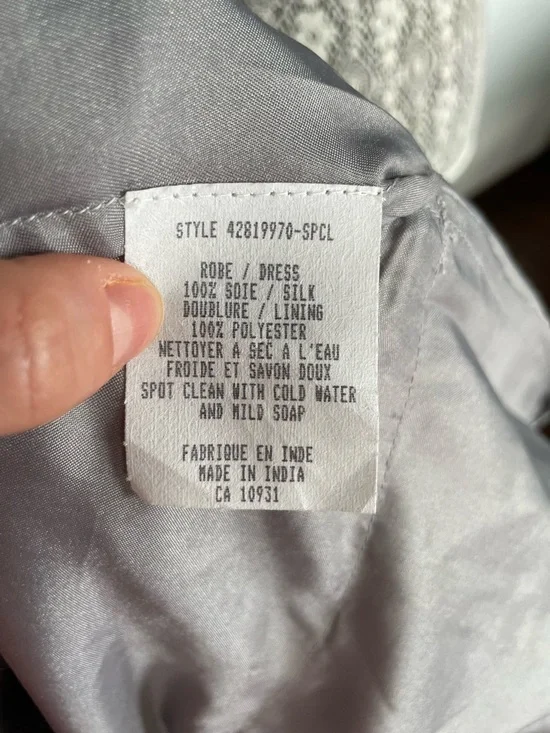 Gorgeous Adrianna Papell 100% Silk Cooper and Onyx Beaded Party Dress. Size 8. - Picture 10 of 10